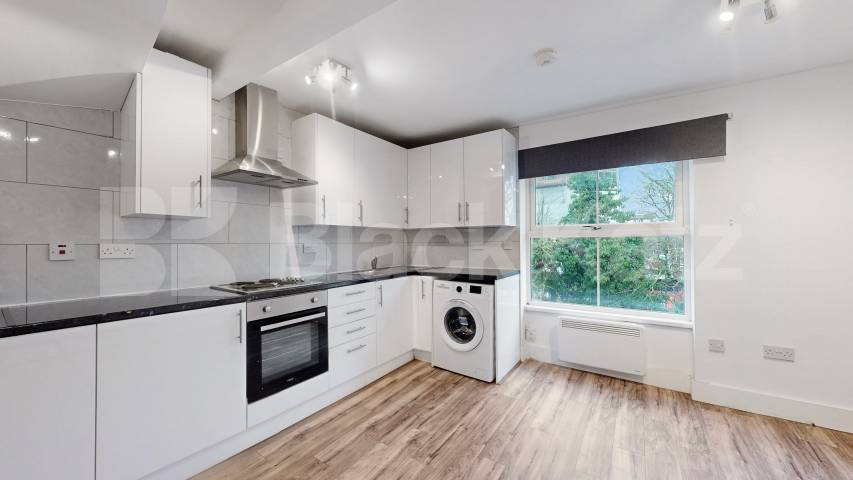 Spacious two bed set within a period house minutes to tube and shops Camden Road, Camden